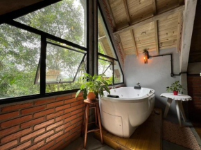 Chalé com Hidro em Garopaba há 100m da cachoeira